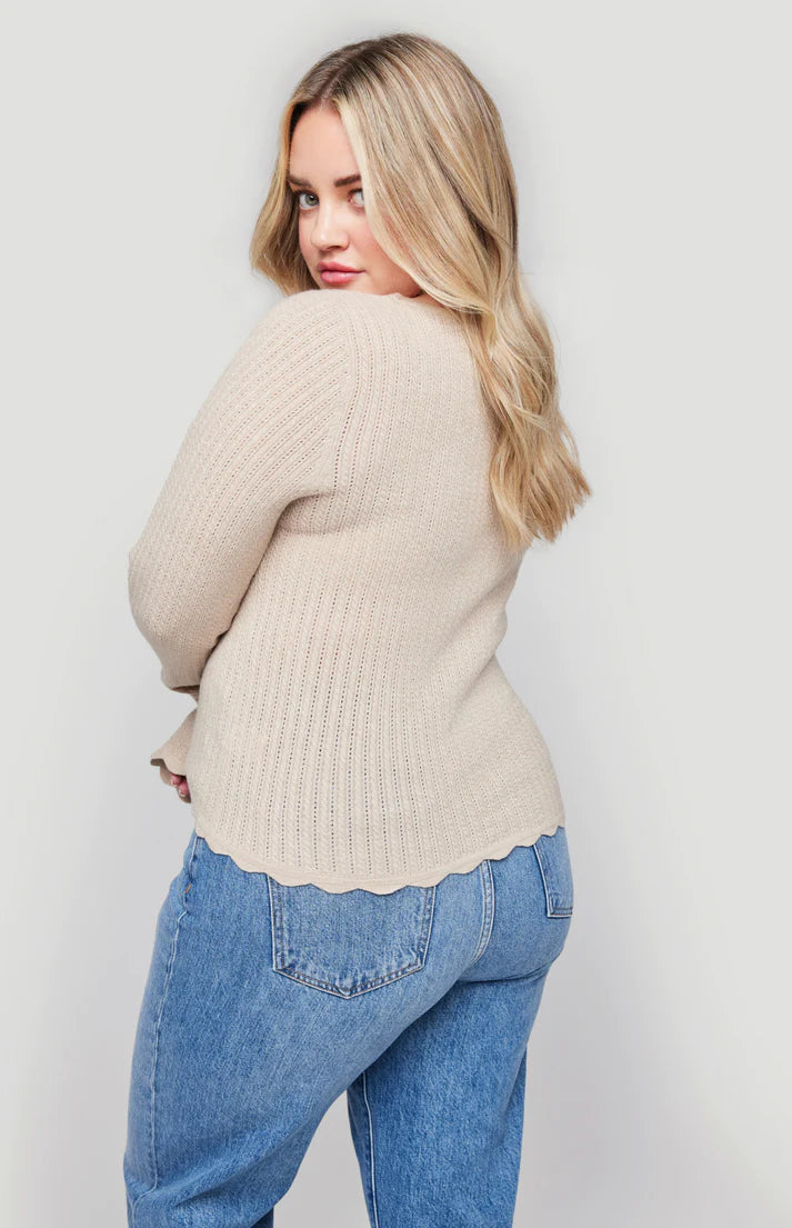 Annie Pullover