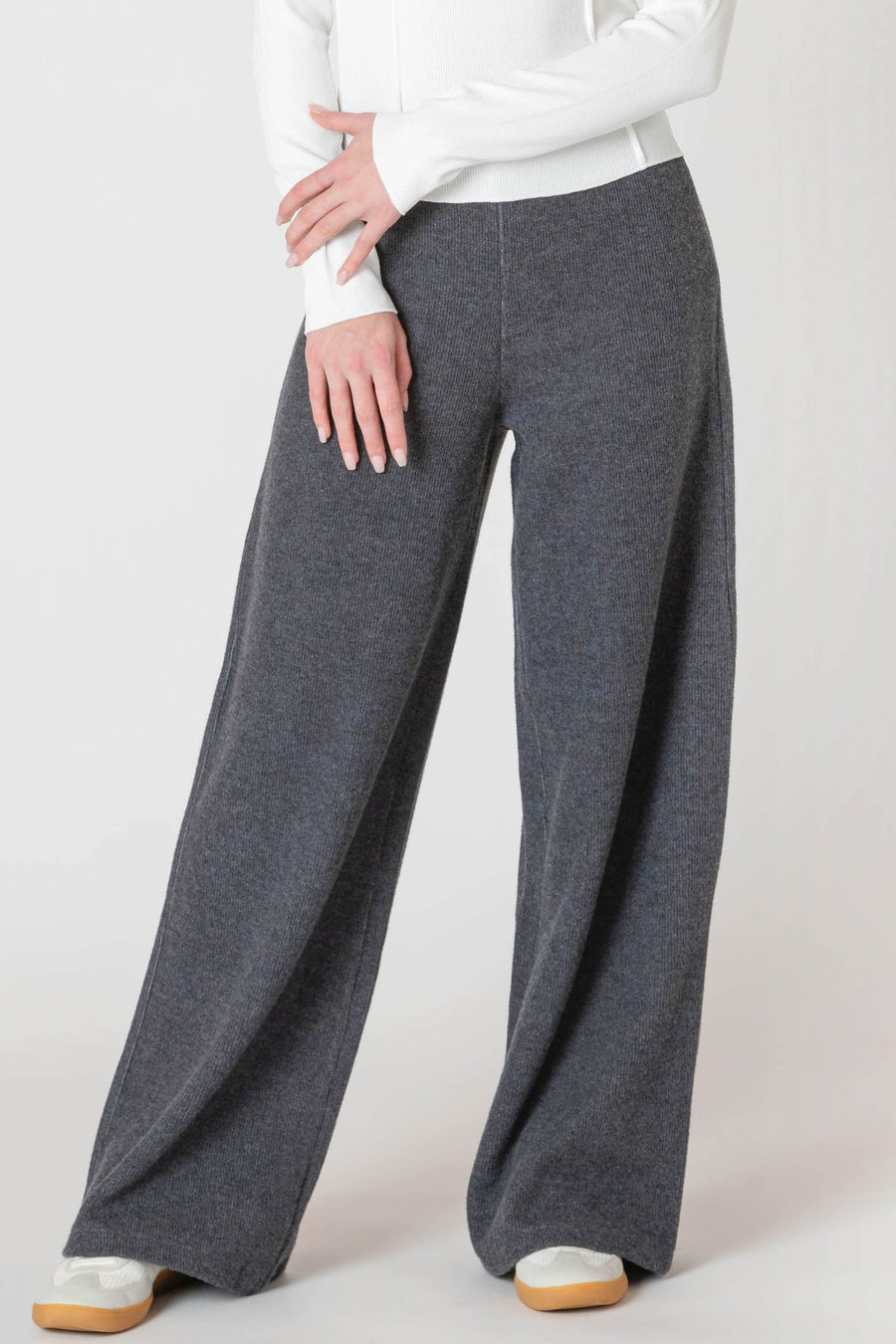 JoJo Pant